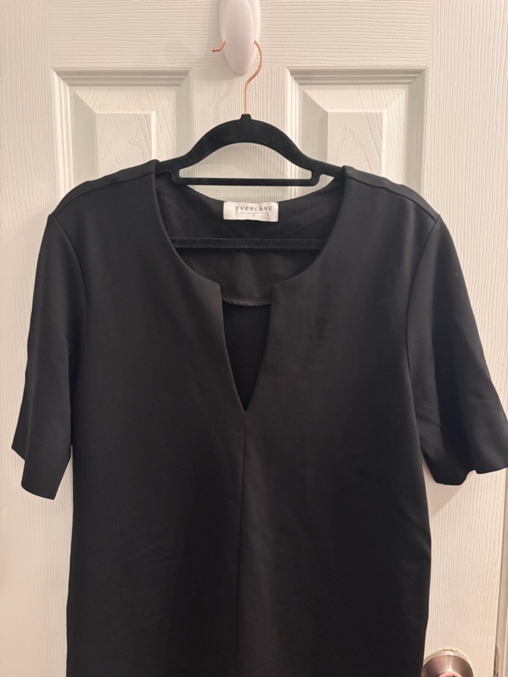 Everlane Minimalist Capsule Black Dress - The Ponte Short Sleeve Mini Dress - Picture 5 of 10